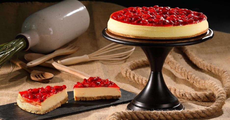 Cake Cheesecake w Strawberries 1.45kg [14 pcs]